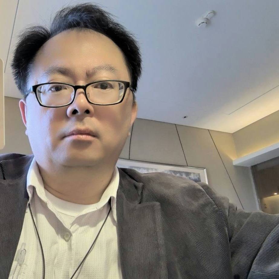 Portrait of Prof. Wei-Chiang Hong, advisory board member for MedPharma 2026